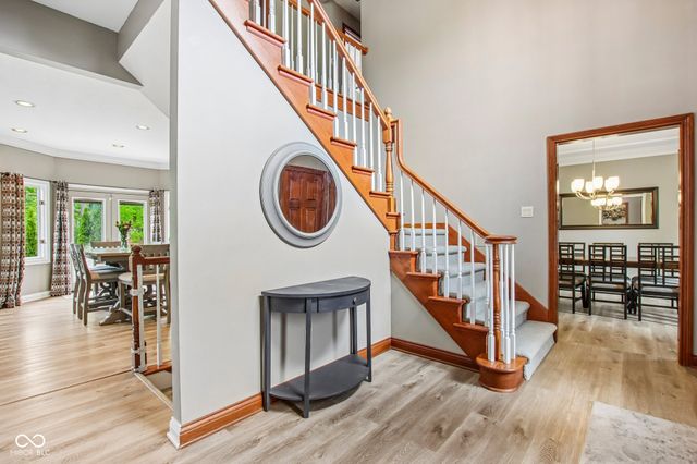 152 Derbyshire Drive, Indianapolis, IN 46229