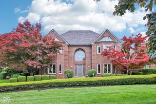 152 Derbyshire Drive, Indianapolis, IN 46229