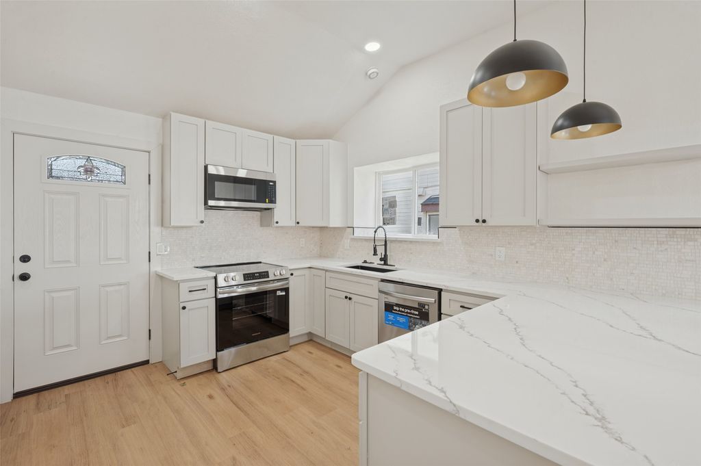 838 Cornfield Drive, Arlington, TX 76017 — photo 5