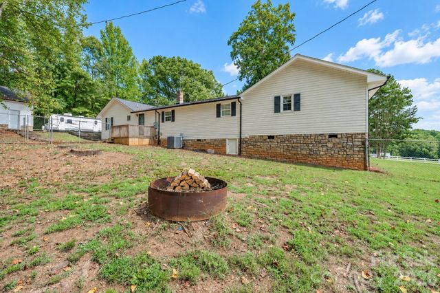370 Shiloh Road, Statesville, NC 28677