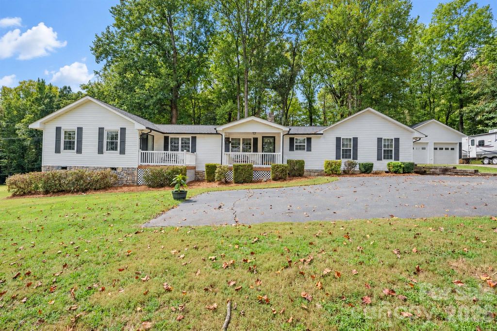 370 Shiloh Road, Statesville, NC 28677