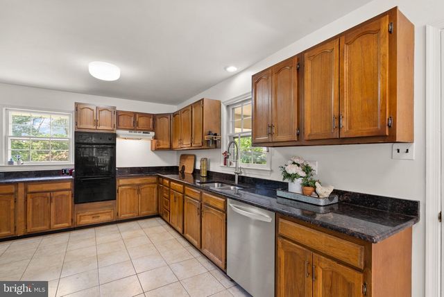 8131 TALL PINES LN, Catlett, VA 20119