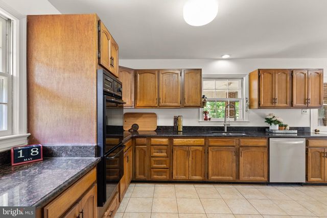 8131 TALL PINES LN, Catlett, VA 20119