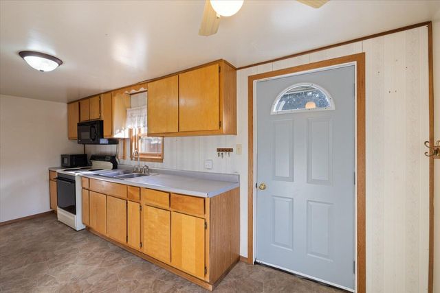 2120 Kelly Avenue, Cloquet, MN 55720