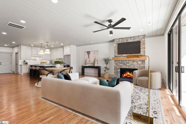 214 Holiday East Avenue, Clemson, SC 29631