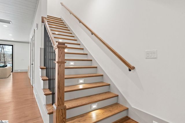 214 Holiday East Avenue, Clemson, SC 29631