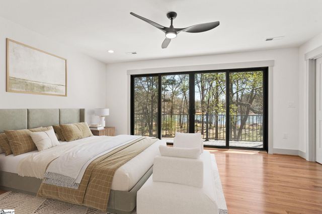 214 Holiday East Avenue, Clemson, SC 29631