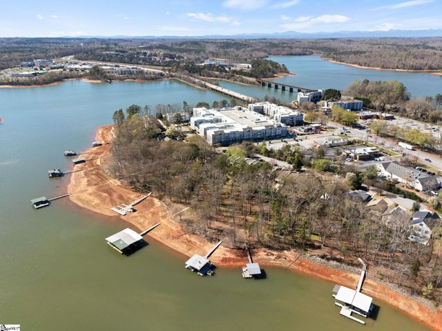 214 Holiday East Avenue, Clemson, SC 29631