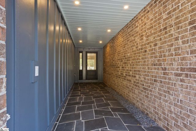 214 Holiday East Avenue, Clemson, SC 29631