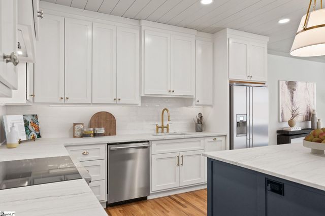 214 Holiday East Avenue, Clemson, SC 29631