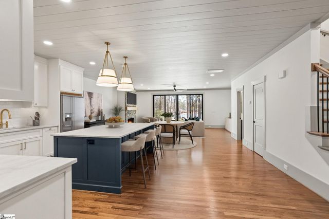 214 Holiday East Avenue, Clemson, SC 29631