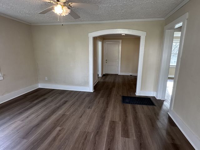 1011 Adair Ave, Columbia, TN 38401