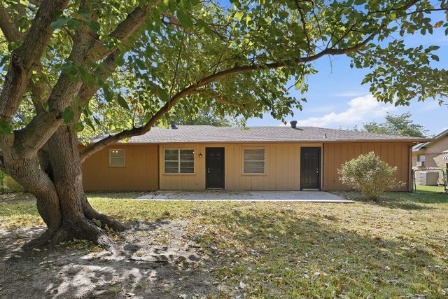 656 Sue Ann Lane, Burleson, TX 76028