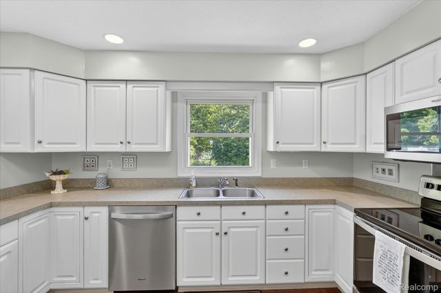 2236 Oak Shade Drive, Davison Township, MI 48423