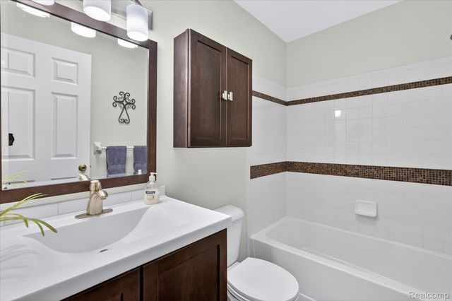 2236 Oak Shade Drive, Davison Township, MI 48423