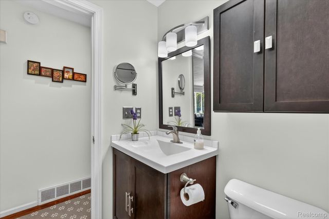 2236 Oak Shade Drive, Davison Township, MI 48423