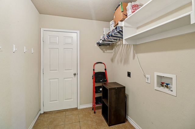 8221 Mule Deer Run, Fort Worth, TX 76179