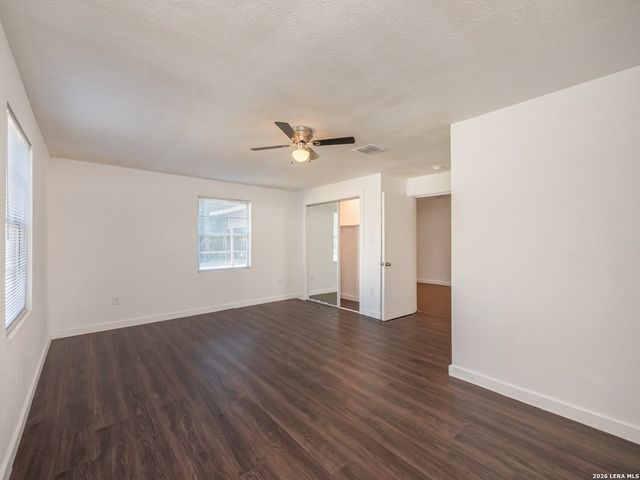 1051 Fitch St, San Antonio, TX 78211