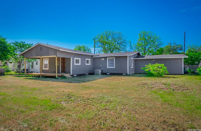 1051 Fitch St, San Antonio, TX 78211