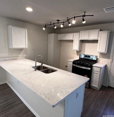 6531 Hazy Glen, San Antonio, TX 78218