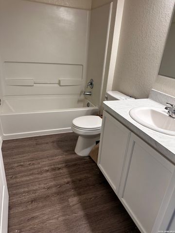 6531 Hazy Glen, San Antonio, TX 78218