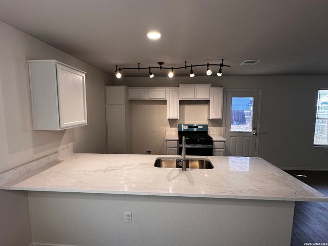 6531 Hazy Glen, San Antonio, TX 78218