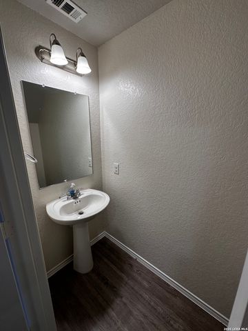 6531 Hazy Glen, San Antonio, TX 78218