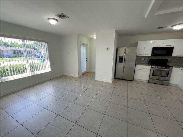 9711 SW 162nd St, Miami, FL 33157