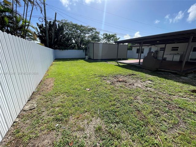 9711 SW 162nd St, Miami, FL 33157