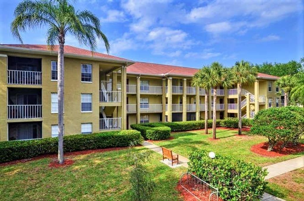 2690 CORAL LANDINGS BOULEVARD 622, Palm Harbor, FL 34684