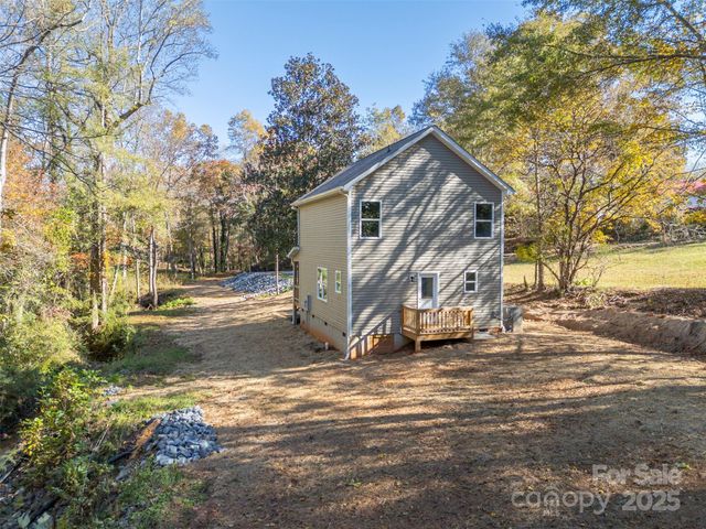 143 Luckadoo Street, Forest City, NC 28043