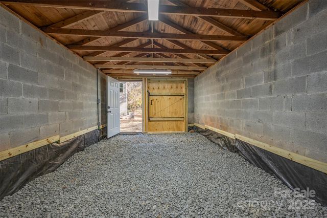 143 Luckadoo Street, Forest City, NC 28043