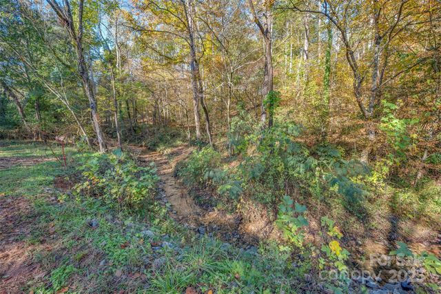 143 Luckadoo Street, Forest City, NC 28043