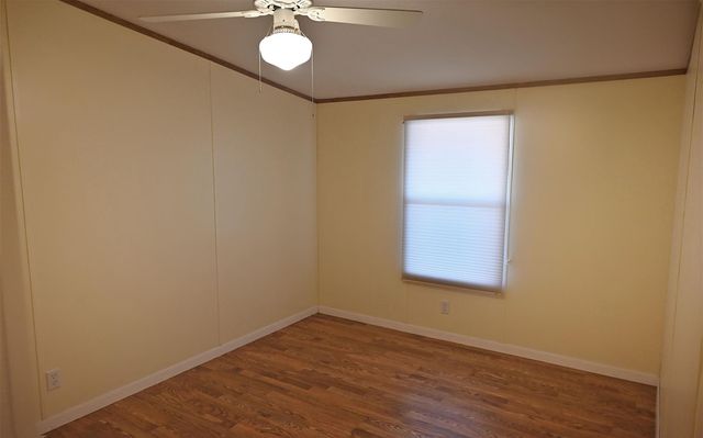 114 Shady Circle DR, Sunrise Beach Village, TX 78643