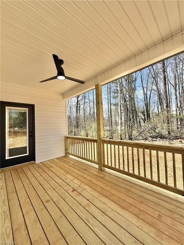 1532 Harvest Drive, Winston-salem, NC 27101