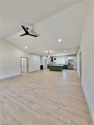 1532 Harvest Drive, Winston-salem, NC 27101