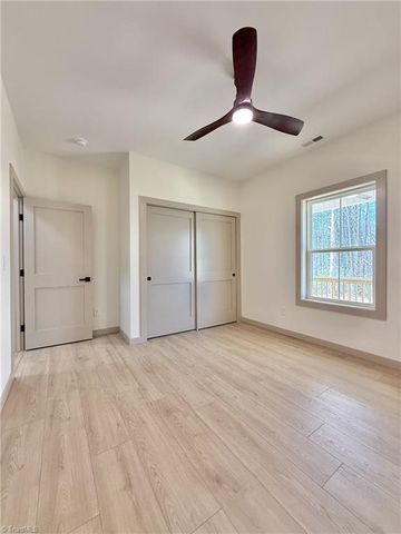 1532 Harvest Drive, Winston-salem, NC 27101