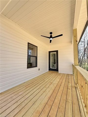 1532 Harvest Drive, Winston-salem, NC 27101