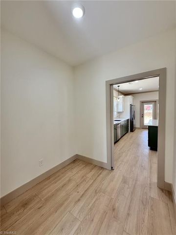 1532 Harvest Drive, Winston-salem, NC 27101