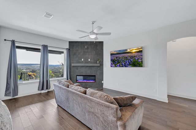 101 S Creek CIR, Bertram, TX 78605