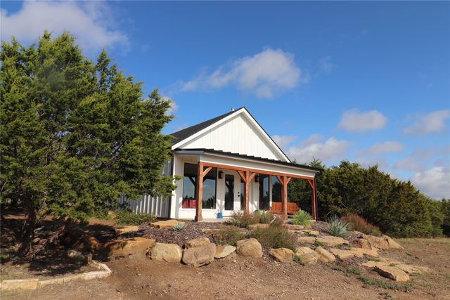 1473 Highway 16 S, Strawn, TX 76475