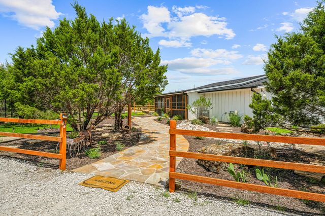 1473 Highway 16 S, Strawn, TX 76475