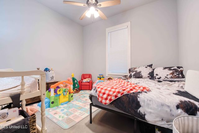 301 Summer Oaks Drive, Lamar, MS 38642