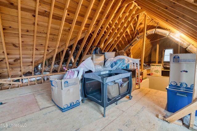 301 Summer Oaks Drive, Lamar, MS 38642