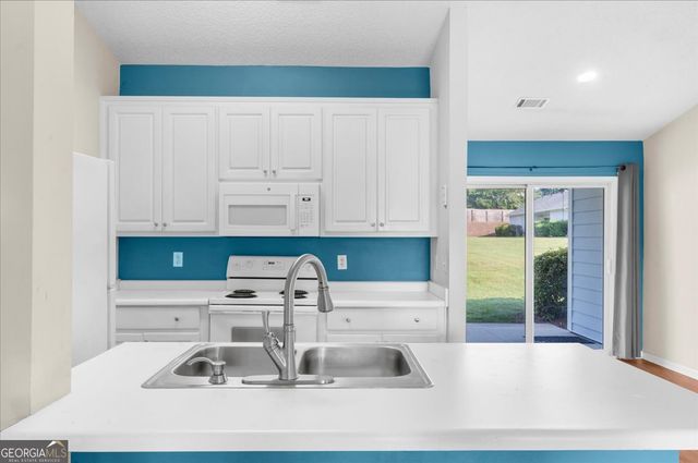 3033 Bentley Park Circle, Gainesville, GA 30504