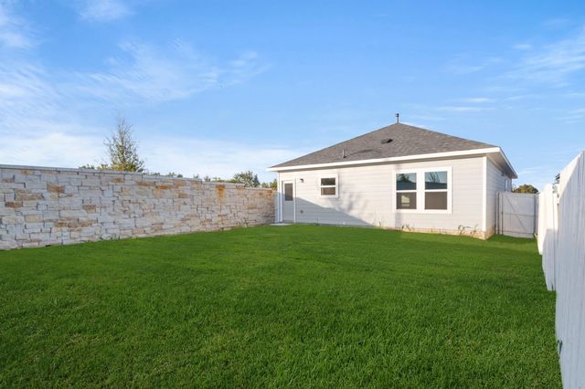 248 Heritage Mill TRL, Elgin, TX 78621