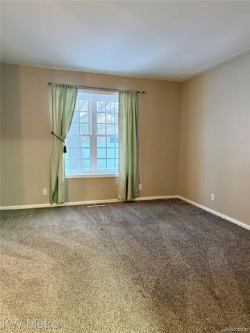 3675 Dale Road, Saginaw Charter Township, MI 48603