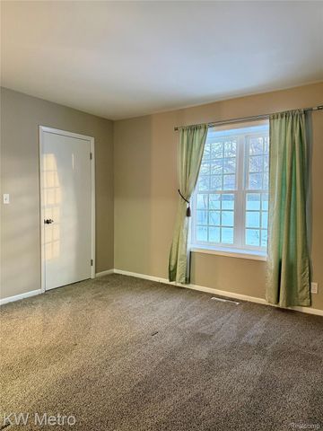 3675 Dale Road, Saginaw Charter Township, MI 48603