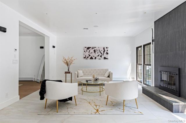 33 High Farms Road, Glen Head, NY 11545