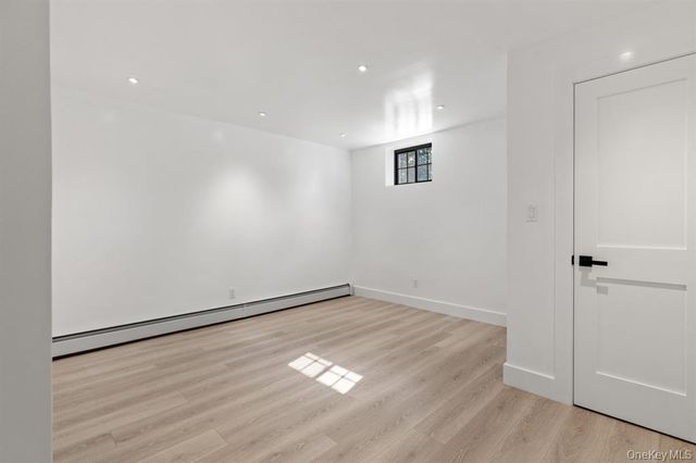 33 High Farms Road, Glen Head, NY 11545